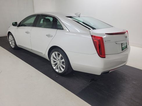Used 2017 Cadillac XTS Luxury FWD image 5