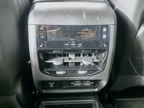 Used 2023 Jeep Grand Cherokee L Limited w/ Black Appearance Package RWD image 28