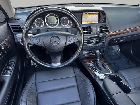 Used 2011 Mercedes-Benz E 350 Cabriolet image 17