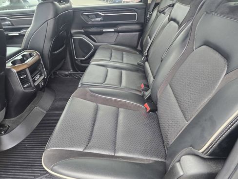 Used 2022 RAM 1500 Laramie AWD/4WD image 11