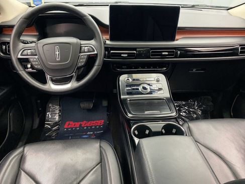 Used 2021 Lincoln Nautilus Reserve AWD/4WD image 15