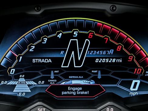 Used 2019 Lamborghini Aventador SVJ AWD/4WD image 28