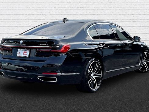 Used 2020 BMW 745e xDrive AWD/4WD image 6