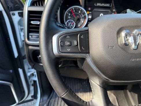 Used 2024 RAM 3500 Laramie AWD/4WD image 37