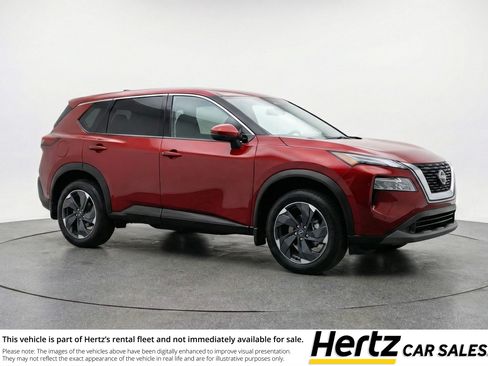 Used 2025 Nissan Rogue SV image 1