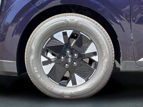 New 2026 Kia Carnival LXS image 25