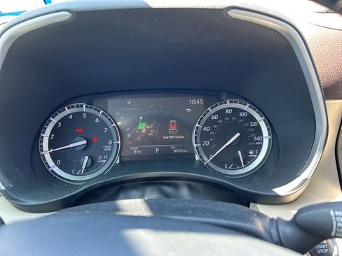 Used 2022 Toyota Highlander XLE FWD image 15