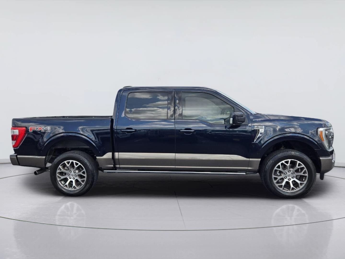 Used 2022 Ford F150 King Ranch w/ Equipment Group 601A High AWD/4WD image 4