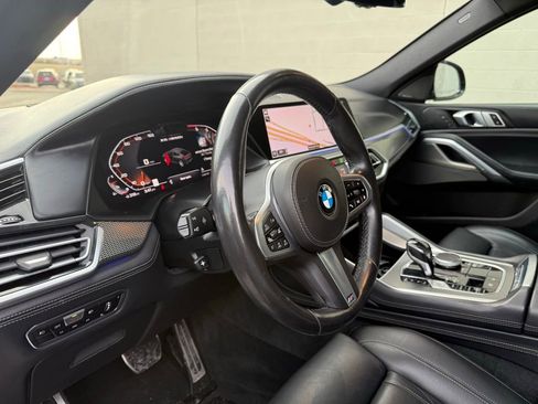 Used 2020 BMW X6 M50i image 17