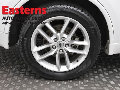 Used 2024 Dodge Durango GT RWD image 31