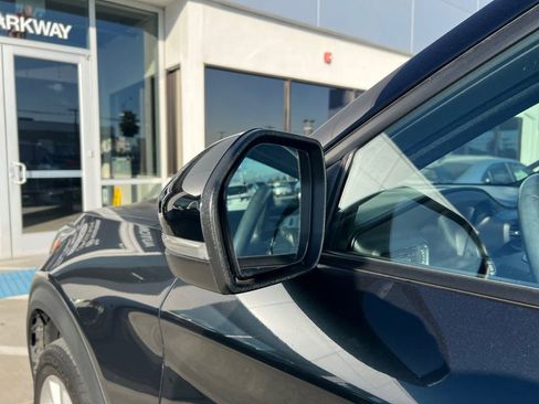 Used 2023 Ford Explorer Platinum w/ Technology Package image 34