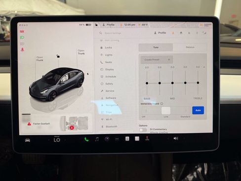 Used 2023 Tesla Model 3 Standard Range RWD image 12