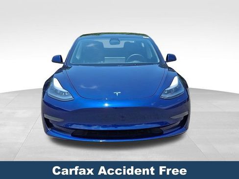 Used 2023 Tesla Model 3 Standard Range RWD image 2
