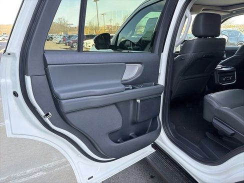 New 2026 Ford Expedition Active image 11