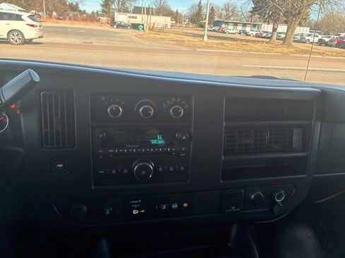 Used 2016 Chevrolet Express 2500 LS RWD image 19