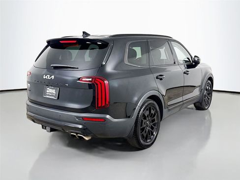 Used 2022 Kia Telluride EX w/ EX Premium Package AWD/4WD image 13