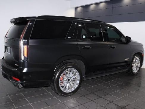 Used 2023 Cadillac Escalade V image 5