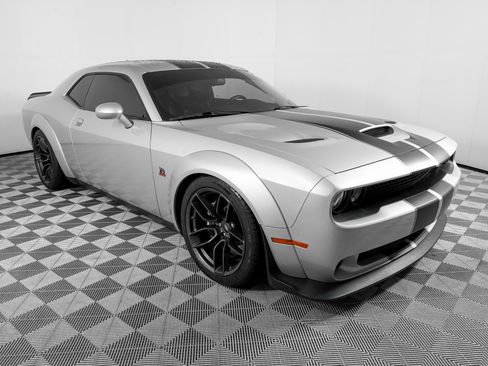 Used 2021 Dodge Challenger R/T Scat Pack image 3