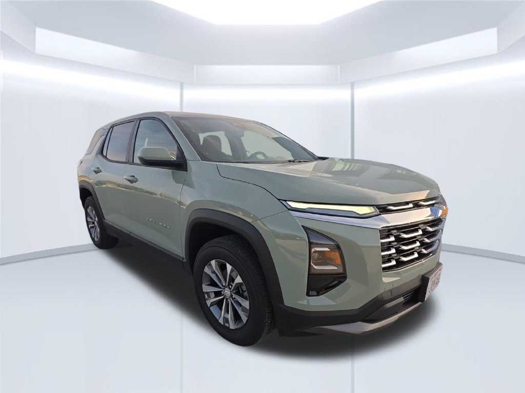 Used 2026 Chevrolet Equinox LT w/ Convenience Package II FWD image 9