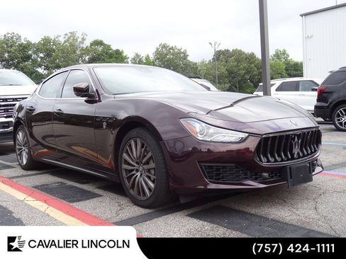 Used 2019 Maserati Ghibli RWD image 1