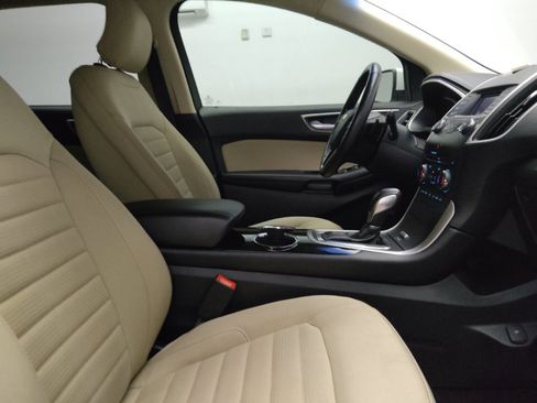 Used 2016 Ford Edge SEL FWD image 21