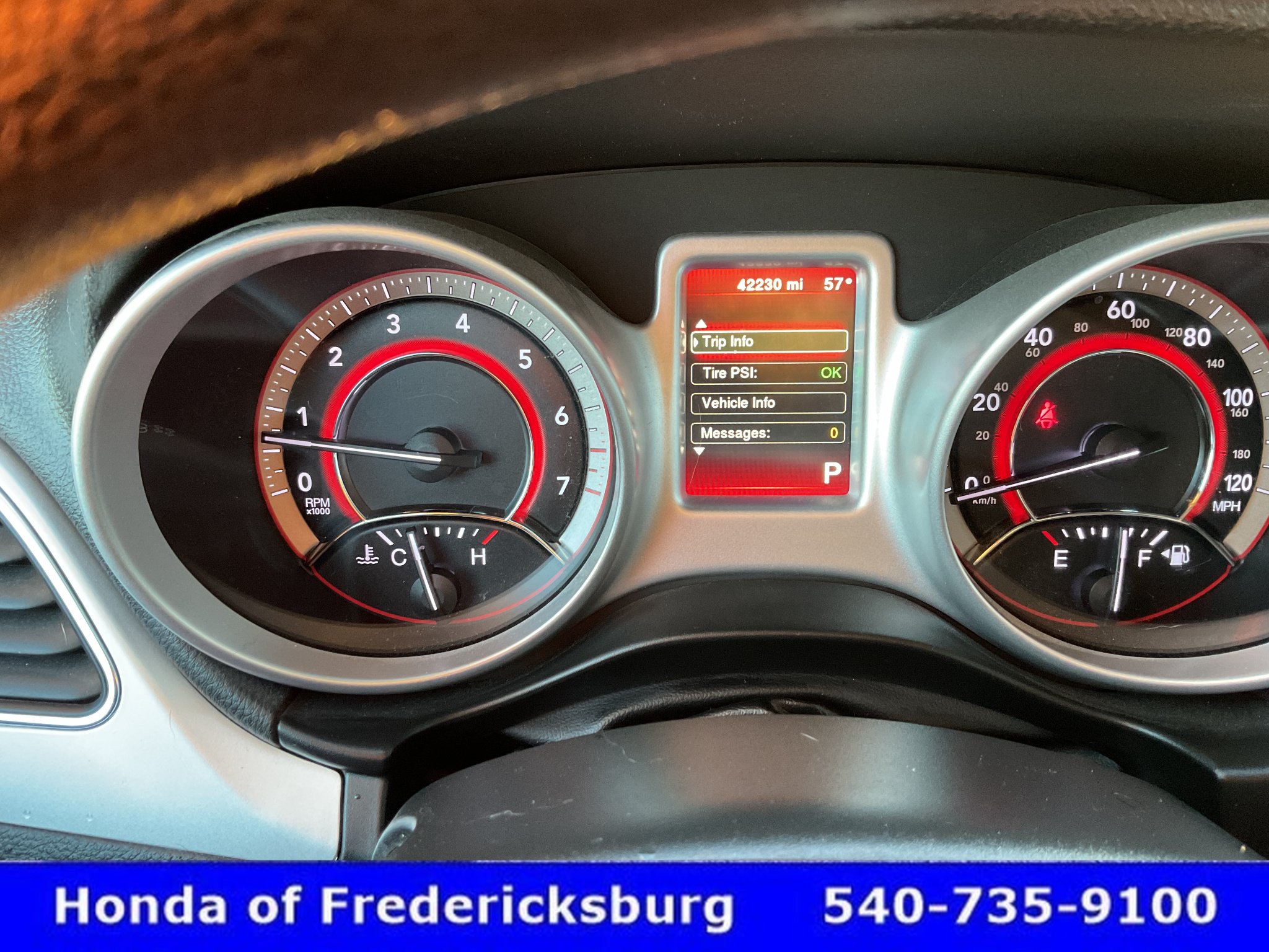 Used 2018 Dodge Journey SE FWD image 30