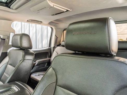 Used 2016 GMC Sierra 2500 Denali w/ Duramax Plus Package AWD/4WD image 20