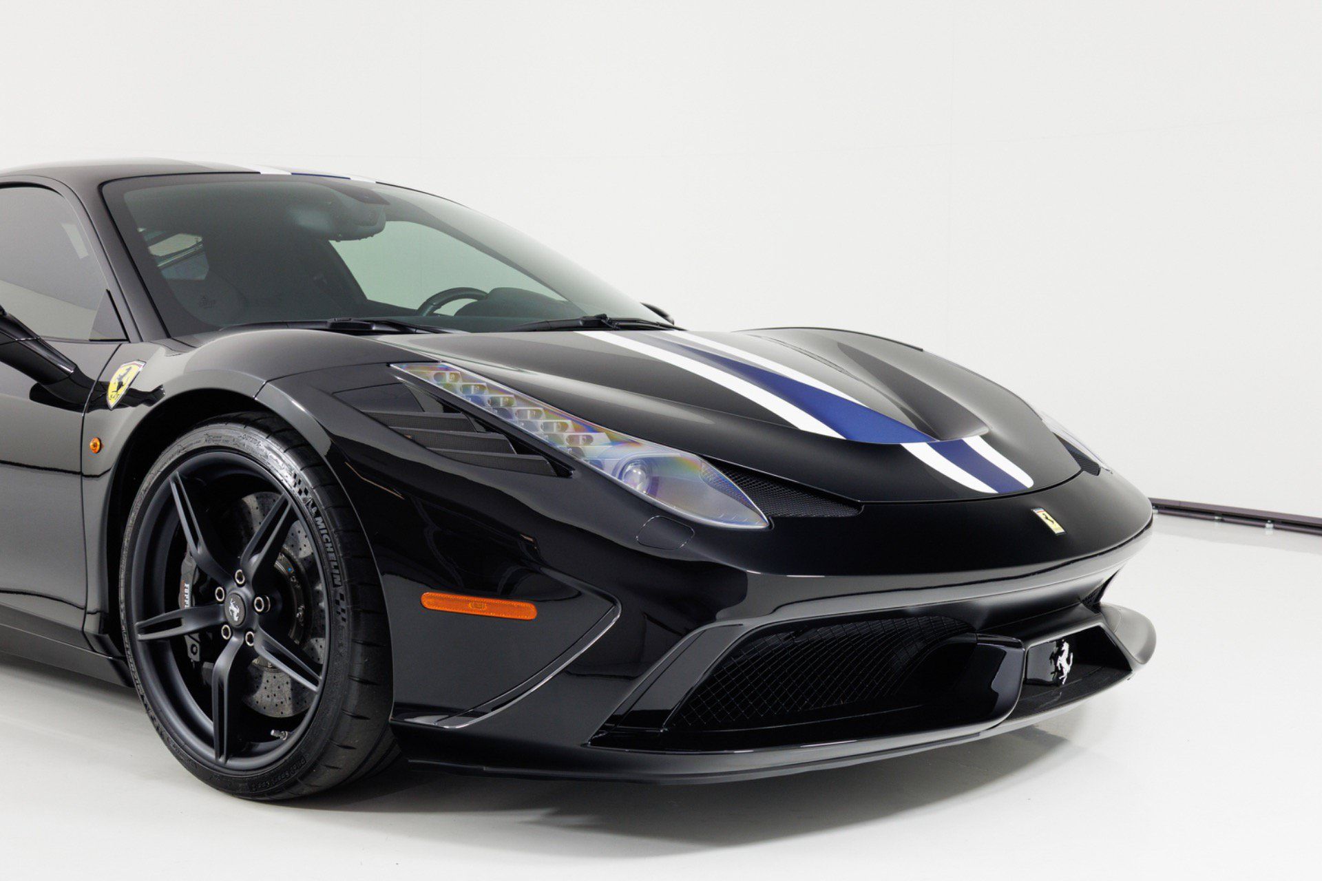 Used 2015 Ferrari 458 Speciale Coupe RWD image 55