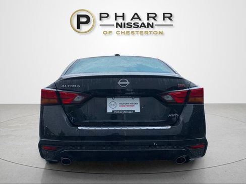 Used 2023 Nissan Altima 2.5 SR w/ SR Premium Package AWD/4WD image 4