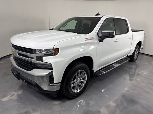 Used 2019 Chevrolet Silverado 1500 LT w/ All-Star Edition AWD/4WD image 9