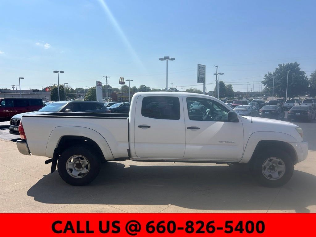 Used 2006 Toyota Tacoma PreRunner w/ SR5 Pkg #2 RWD image 4