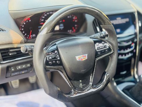 Used 2017 Cadillac ATS V w/ Luxury Package image 35