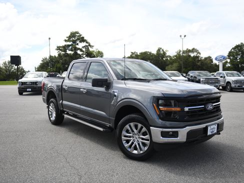 New 2026 Ford F150 XLT w/ XLT Chrome Appearance Package AWD/4WD image 3