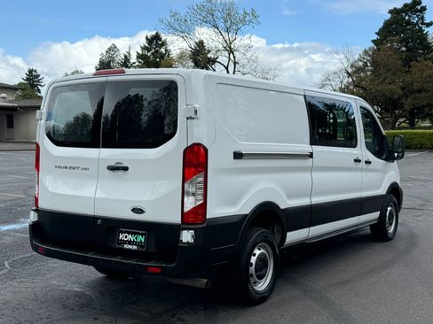 Used 2022 Ford Transit 250 Low Roof RWD image 6