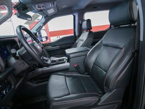 Used 2023 Ford F250 Lariat w/ Lariat Ultimate Package image 11