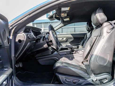 Used 2022 Ford Mustang Premium w/ Equipment Group 201A image 7