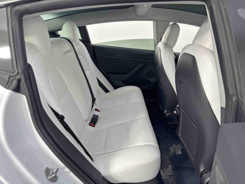 Used 2023 Tesla Model 3 Standard Range image 41