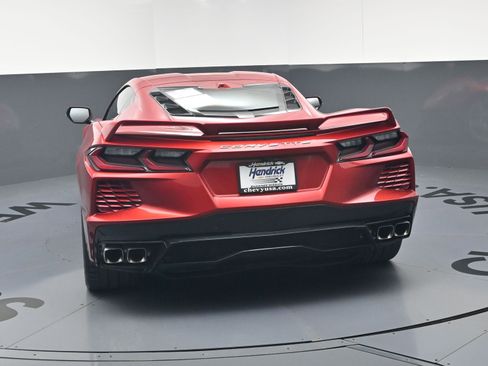 Used 2022 Chevrolet Corvette Stingray Preferred Cpe w/ Z51 Performance Package RWD image 8