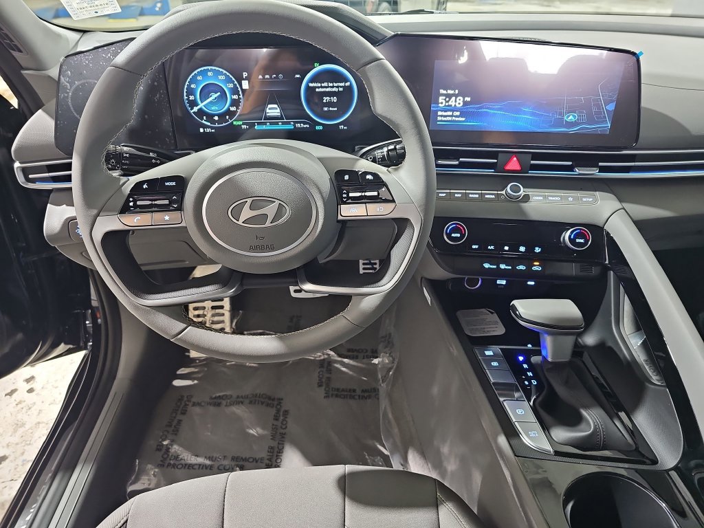 New 2026 Hyundai Elantra SEL FWD image 17