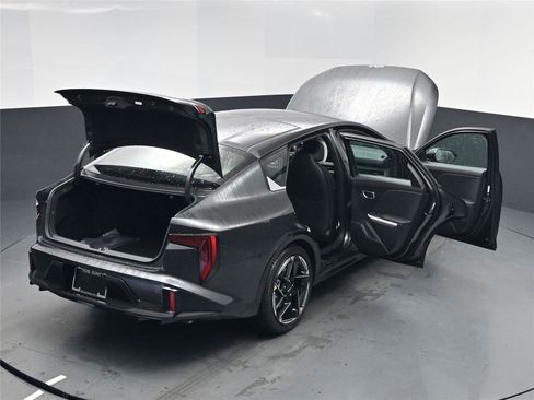 New 2026 Kia K4 GT-Line image 29