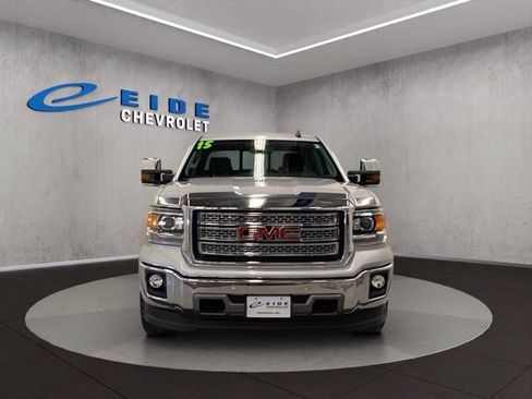 Used 2015 GMC Sierra 1500 SLT w/ SLT Crew Cab Value Package AWD/4WD image 9