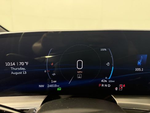 Used 2024 Cadillac Lyriq Luxury w/ LPO, Floor Liner Package AWD/4WD image 17