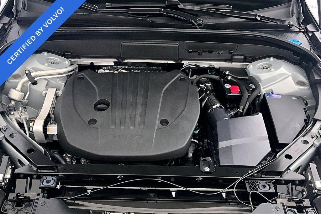 Used 2026 Volvo XC60 B5 Ultra w/ Protection Package Premier AWD/4WD image 11