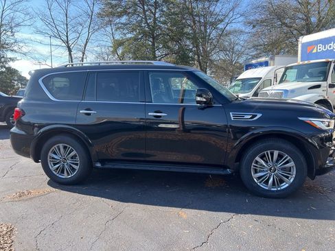 Used 2024 INFINITI QX80 Luxe image 4