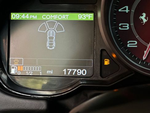 Used 2012 Ferrari California RWD image 32