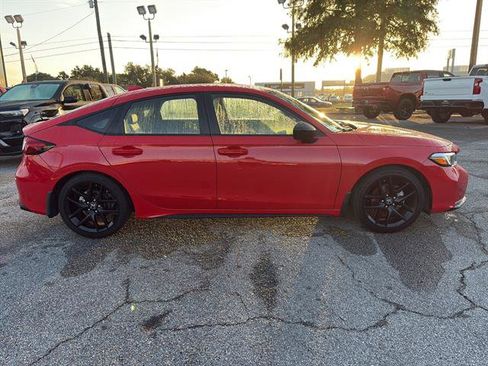 Used 2025 Honda Civic Sport image 8