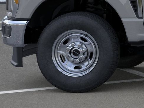 New 2026 Ford F250 XL w/ FX4 Off-Road Package AWD/4WD image 19