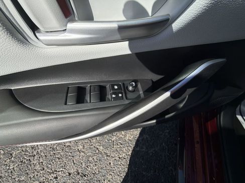 Used 2023 Toyota Corolla SE image 19