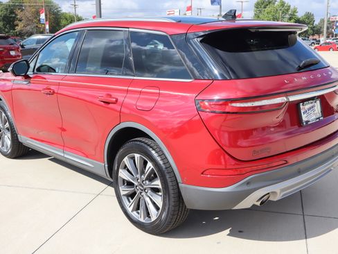 Used 2021 Lincoln Corsair Reserve w/ Equipment Group 201A image 8