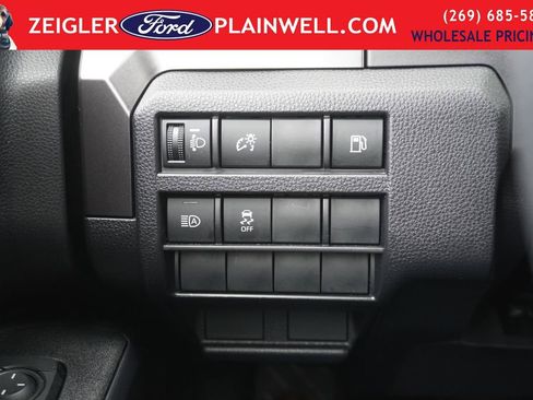 Used 2025 Toyota 4Runner SR5 image 29